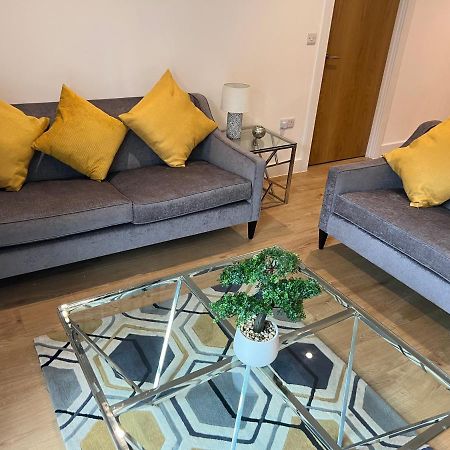 Lovely 2 Bed Apartment In Leeds Centre Εξωτερικό φωτογραφία